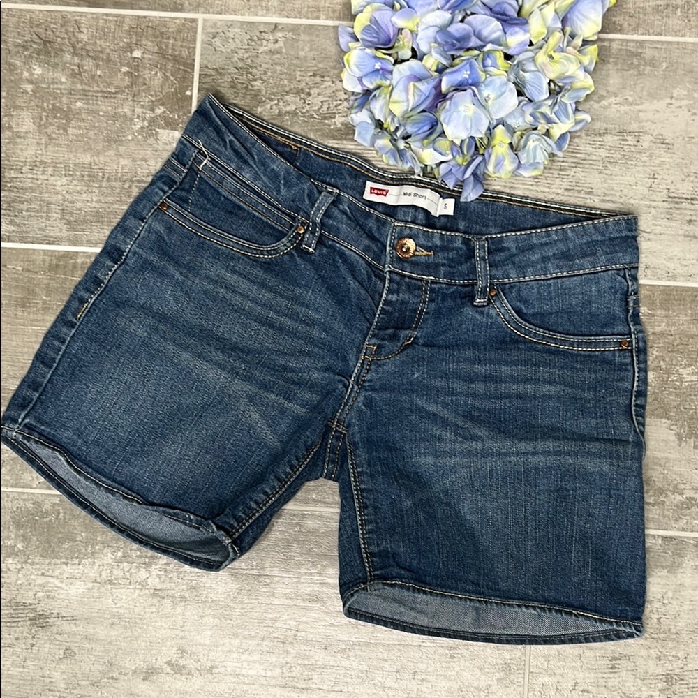 Levi's Classic Blue Jean Shorts